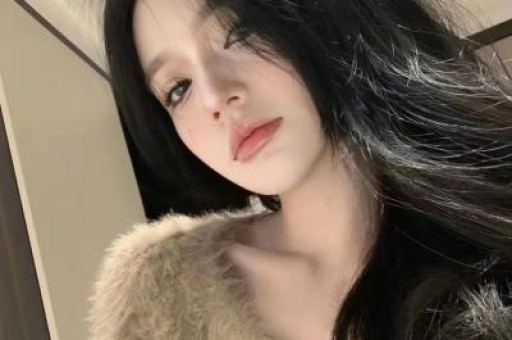 靠求婚捞金的网红坑粉丝钱自己先卖起惨了？